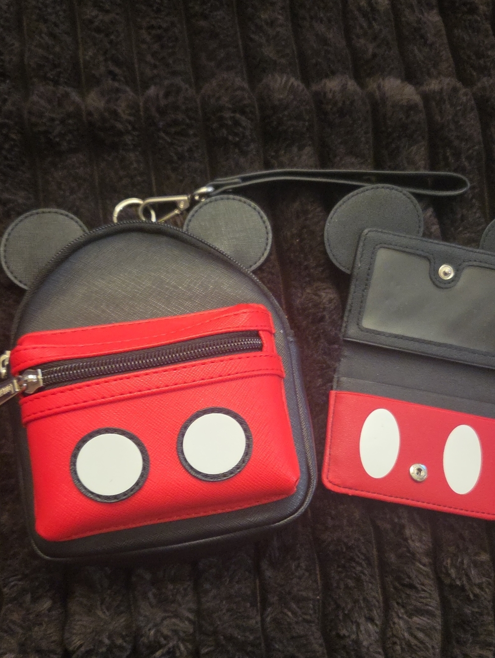 Mickey Mouse Loungefly Wristle/belt Bag
